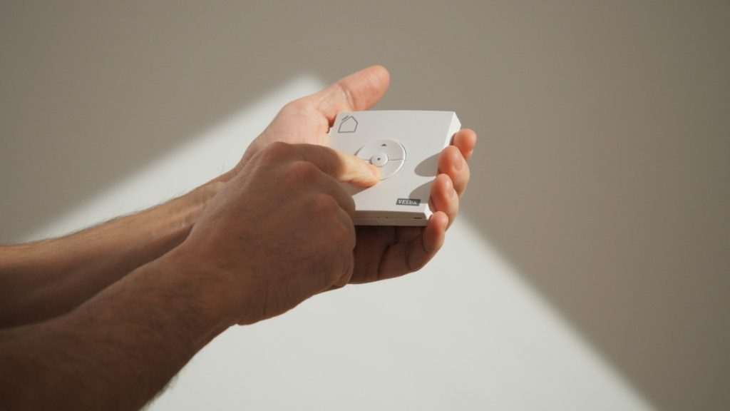 Velux_alplast-pro_bediening