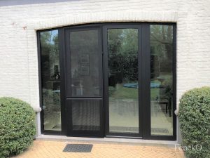 Feneko_Vliegendeur Classic